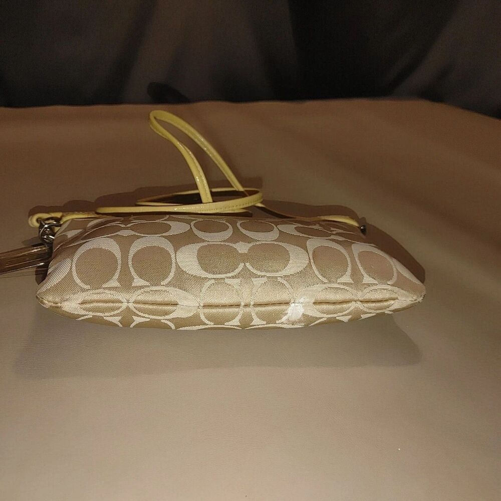 Coach Signature Logo Poppy Beige Yellow Crossbody Wristlet Purse Convertible - Picture 8 of 11